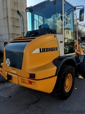 Wheel loader LIEBHERR L 506 Stereo kein 507 8 9 sehr schöne Maschine,
