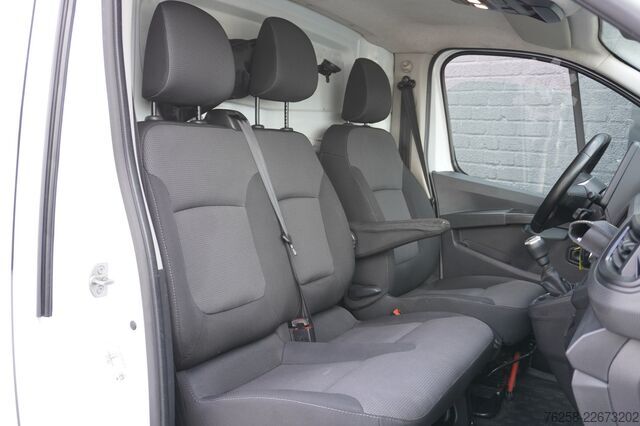 Delivery van Renault Trafic 2.0 dCi 110PK EURO 6 - Airco - Navi - Cr...