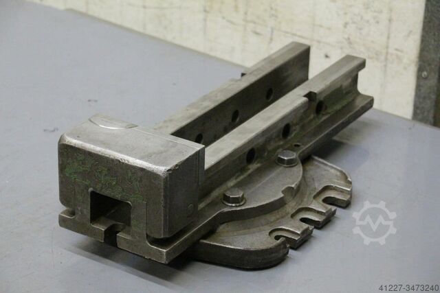 Hydraulikschraubstock 160 mm unbekannt 1x Unterteil