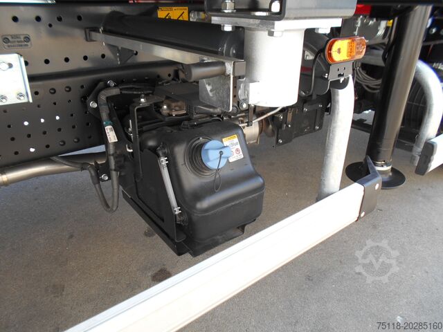 Tipper van Isuzu M30 - GRU PALFINGER PK5001 + RIBALTABILE