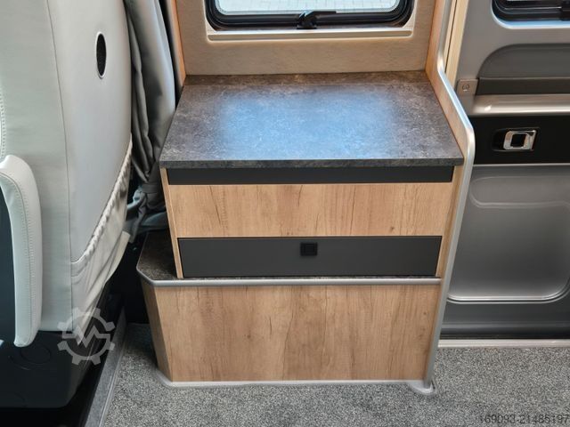 Teilintegriertes Wohnmobil LA STRADA Nova EB*Vollluft*Klima*Lithium*LTE*Clesana*AHK