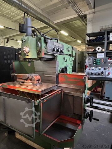 Fräsmaschine TOS FNGJ 40