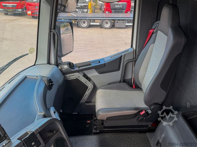 Abschleppwagen LKW RENAULT T 380 Abschleppwagen 8,00 m HIAB 111 B-2 + FUNK