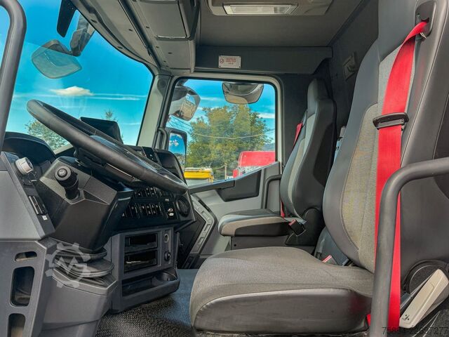 Autokran RENAULT T 380 Abschleppwagen 8,00 m HIAB 111 B-2 + FUNK