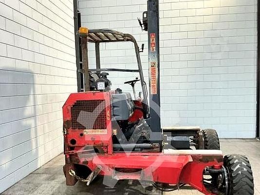 Truck mounted forklift Moffett M7 30.4W