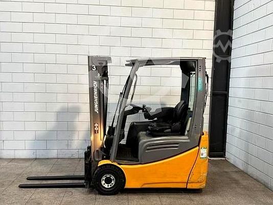 Front loader forklift Jungheinrich EFG 216