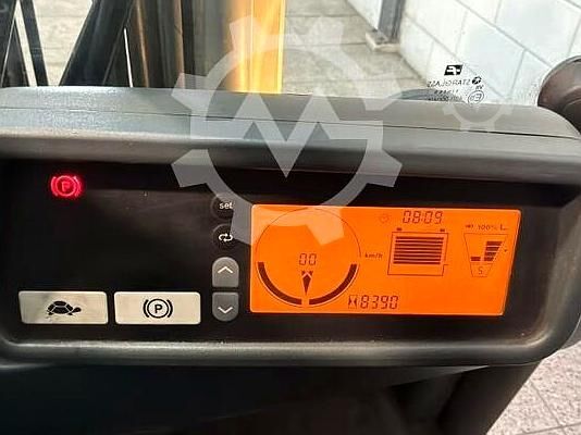 Front loader forklift Jungheinrich EFG 216