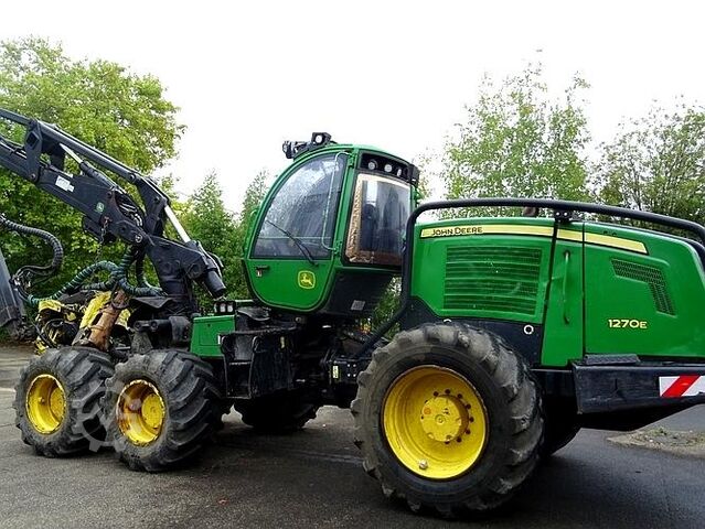 Forst-Vollernter John Deere 1270E