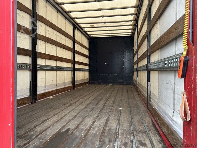 Schiebeplane DAF CF 65 220 Euro 5 / 18 Ton / 650 dkm / Curtainsi...