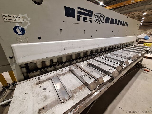 Hydraulic guillotine shear HANS SCHROEDER MASCHIENENBAU 529-40/6.5