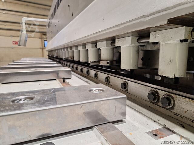 Hydraulic guillotine shear HANS SCHROEDER MASCHIENENBAU 529-40/6.5