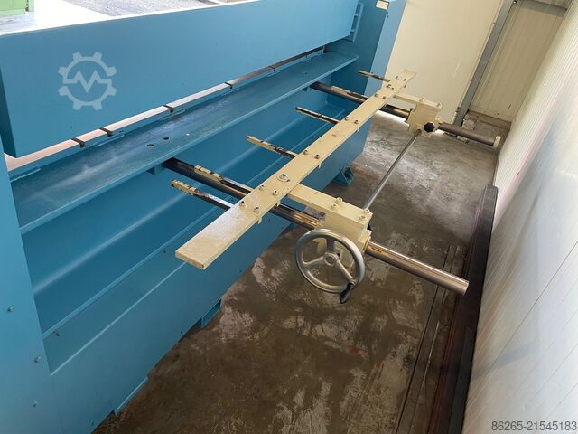 Schwenkbiegemaschine GEKA MA 200