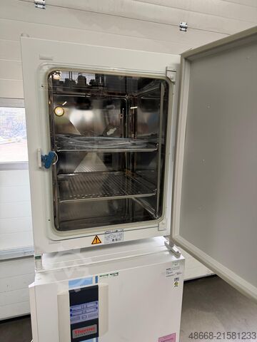 Inkubator Brutschrank Thermo Fisher Scientific Heracell 150 i