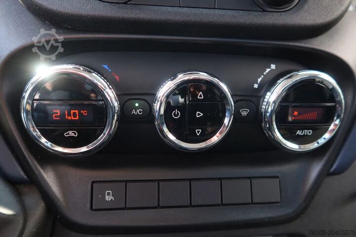 Autotransporter Iveco Daily 40 C 18 Luchtvering 3.0 L motor Tijhof Op...