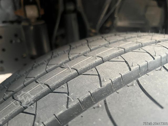 Box van MERCEDES-BENZ ATEGO 816 * TEXTILKOFFER * 1T LBW *NAVI *