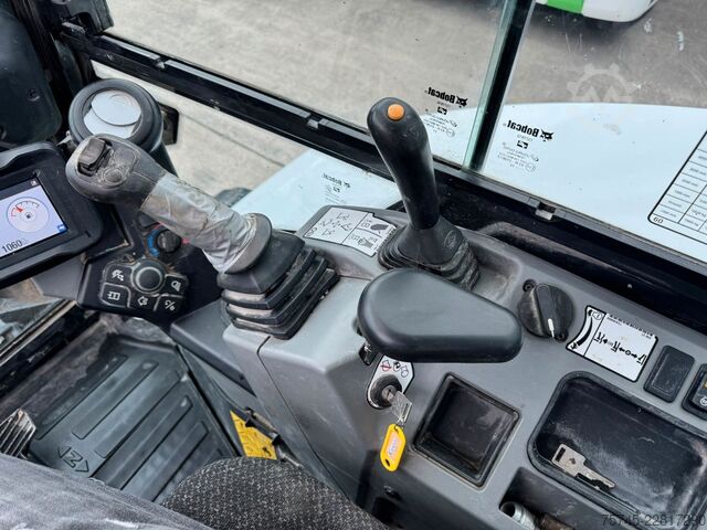 Minibagger BOBCAT E60 * KLIMA * 1.700 H * 2 X LÖFFEL * 1. HAND *
