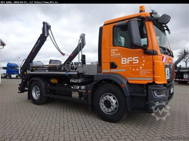 Abschleppwagen LKW Barkas BARKAS