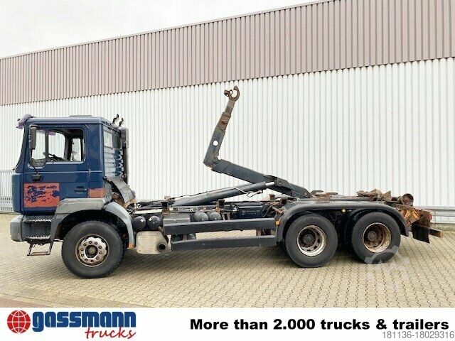 Roll-off tipper truck MAN T40 26.364/414 6x4, 6-Zylinder
