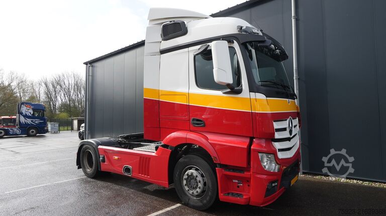 Standard-SZM Mercedes-Benz Actros 1942 tractor unit