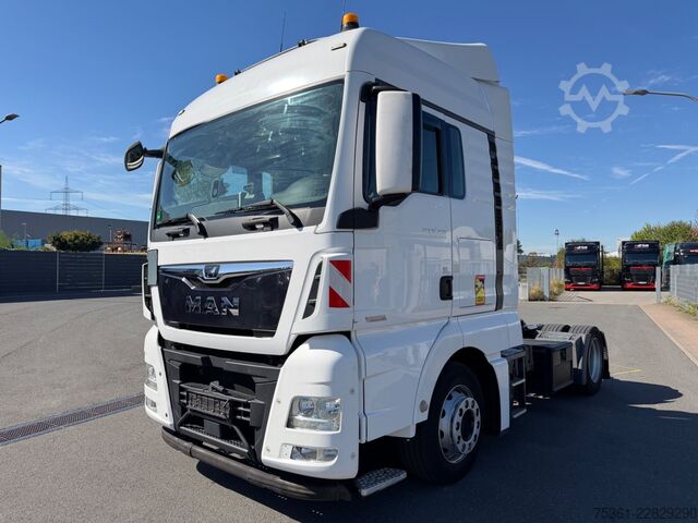 Volume tractor unit MAN TGX 18.460 LLS-U Mega XLX 4X2 Retarder E6 Standk