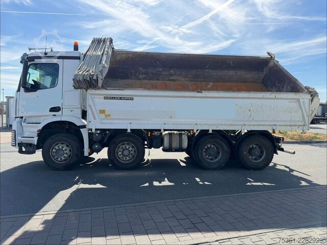 Dreiseitenkipper LKW MERCEDES-BENZ Arocs 4143 8X4/ 3S Kipper Meiller 41t RETARDER