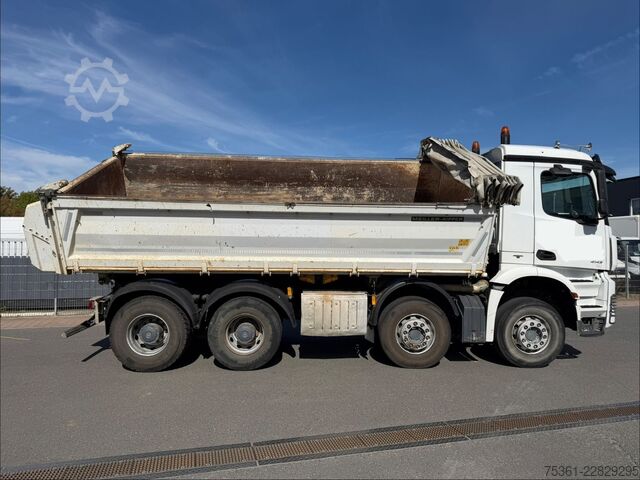 Dreiseitenkipper LKW MERCEDES-BENZ Arocs 4143 8X4/ 3S Kipper Meiller 41t RETARDER