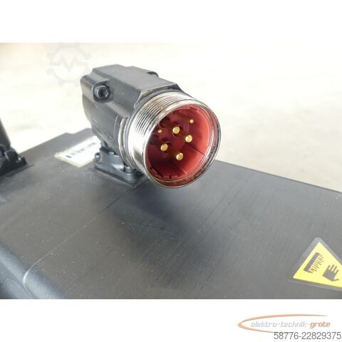Steuerung KUKA 1FK7105-5AY81-1YY3-Z S18 Servomotor SN: YFD50670459003