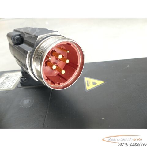 Control unit KUKA 1FK7105-5AY81-1YY3-Z S18 Servomotor SN: YFVD50670449005