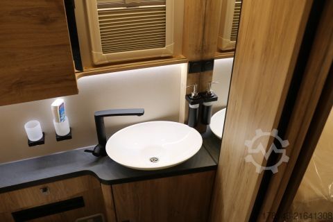 Teilintegriertes Wohnmobil Eura Mobil Profila T 720 EB Mondial Edition