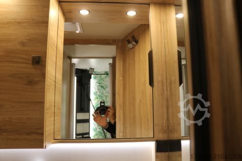 Teilintegriertes Wohnmobil Eura Mobil Profila T 720 EB Mondial Edition