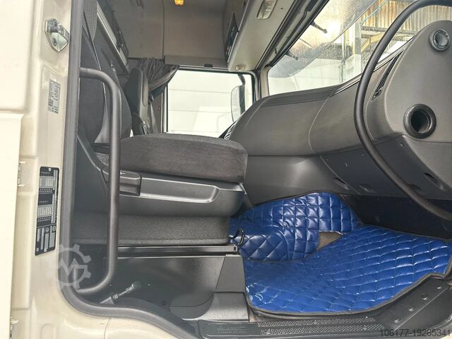 Standard-SZM DAF XF 460 SPACECAB /STANDAIRCO