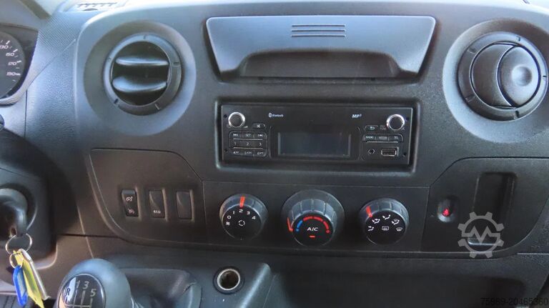 Hebebühne Renault Master 10,5 m,3 SEATS, KLUBB, 3500 kg, euro6