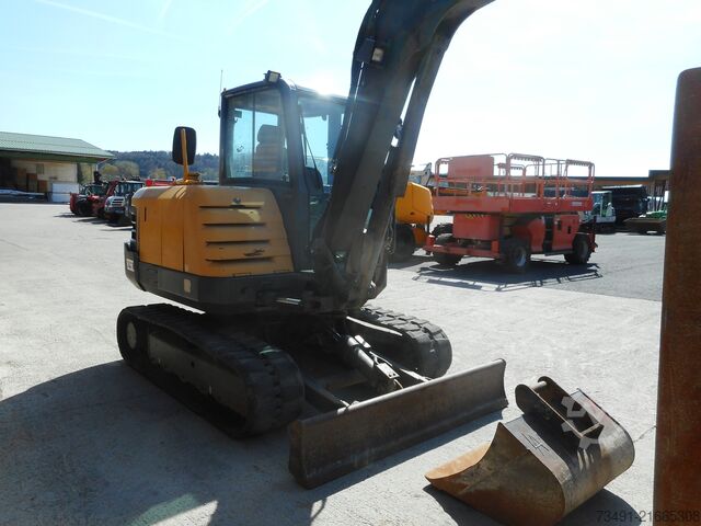 Minibagger Volvo EC 55C mit POWERTILT
