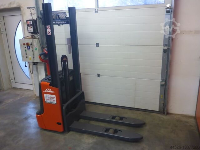 High Lift stacker Linde L10