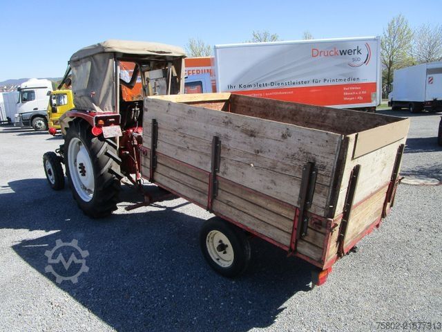 Traktor RENAULT SUPER 6 -R7050- 4xNeu Bereift+mit Anhänger*