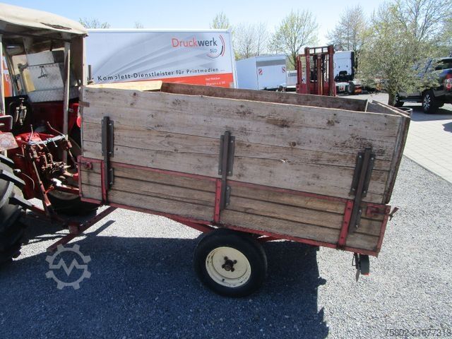 Traktor RENAULT SUPER 6 -R7050- 4xNeu Bereift+mit Anhänger*