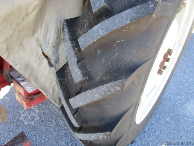 Traktor RENAULT SUPER 6 -R7050- 4xNeu Bereift+mit Anhänger*