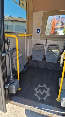 Kleinbus MERCEDES-BENZ Sprinter 516 Heckniederflur City Schlafsessel