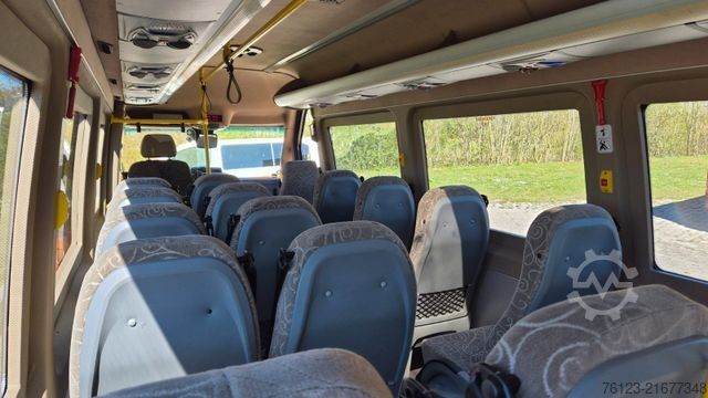 Kleinbus MERCEDES-BENZ Sprinter 516 Heckniederflur City Schlafsessel