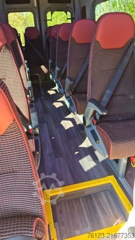 Kleinbus MERCEDES-BENZ 517 / 515 Frontniederflur mit  GSR 3 Systeme