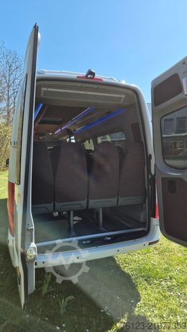 Kleinbus MERCEDES-BENZ 517 / 515 Frontniederflur mit  GSR 3 Systeme