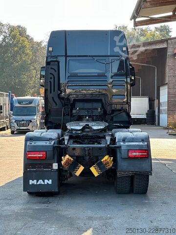 Heavy-duty truck MAN TGX 33.640 6x4BL SA MEILLER/ACC/AEBS/RETARDER