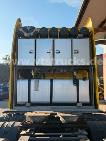 Schwerlast LKW/SZM VOLVO FH 750 8x4 BL  Tridem Retarder/LED/VLA