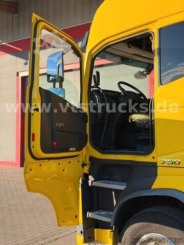 Schwerlast LKW/SZM VOLVO FH 750 8x4 BL  Tridem Retarder/LED/VLA
