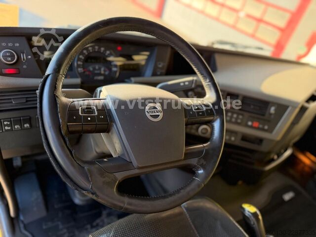 Schwerlast LKW/SZM VOLVO FH 750 8x4 BL  Tridem Retarder/LED/VLA