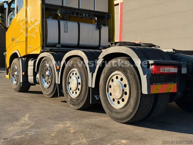 Schwerlast LKW/SZM VOLVO FH 750 8x4 BL  Tridem Retarder/LED/VLA
