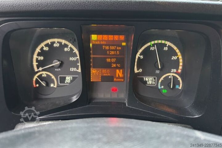 Kühlkoffer-LKW MERCEDES-BENZ Antos 1843 4x2 Kühler