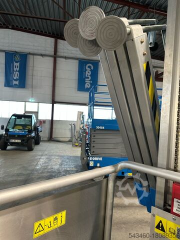 Genie AWP-40S Super Series passenger lift Genie AWP40S