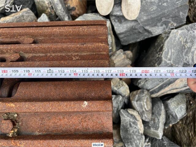 Raupenbagger Komatsu pc210lc-8 excavator w/ tooth bucket