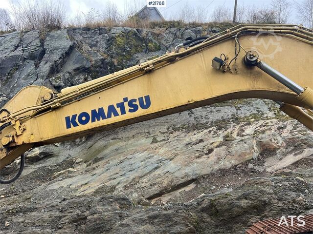 Crawler excavator Komatsu pc210lc-8 excavator w/ tooth bucket